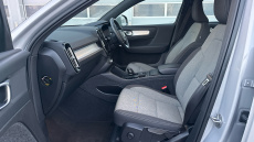 Volvo XC40 2.0 B3P Core 5dr Auto Petrol Estate